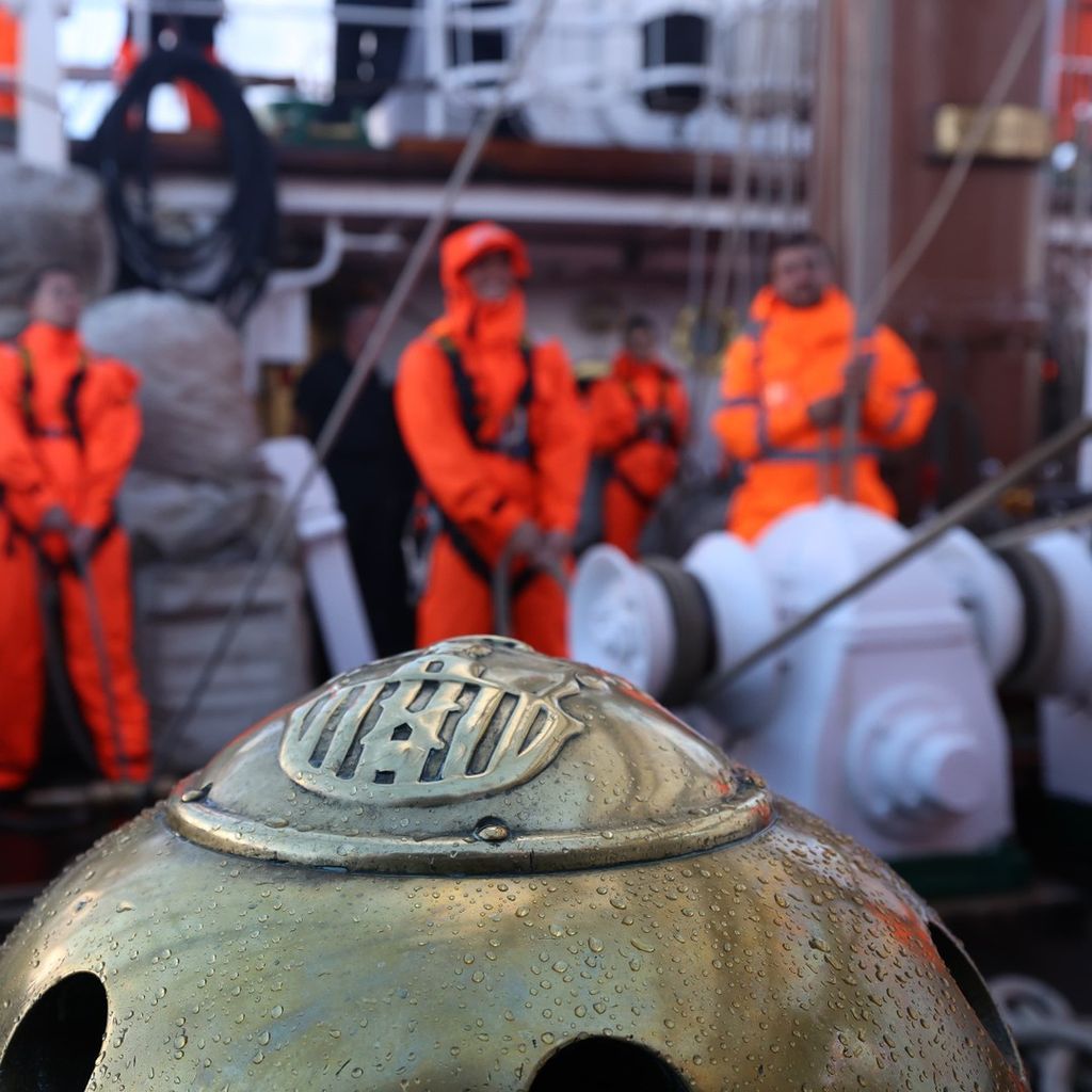 Así trabajan los guardamarinas de Elcano, con la princesa Leonor a bordo, para cruzar el Atlántico