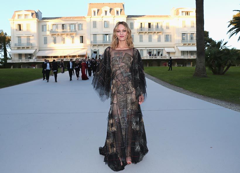 vanessa_paradis_2016_amfar_cannes_16a