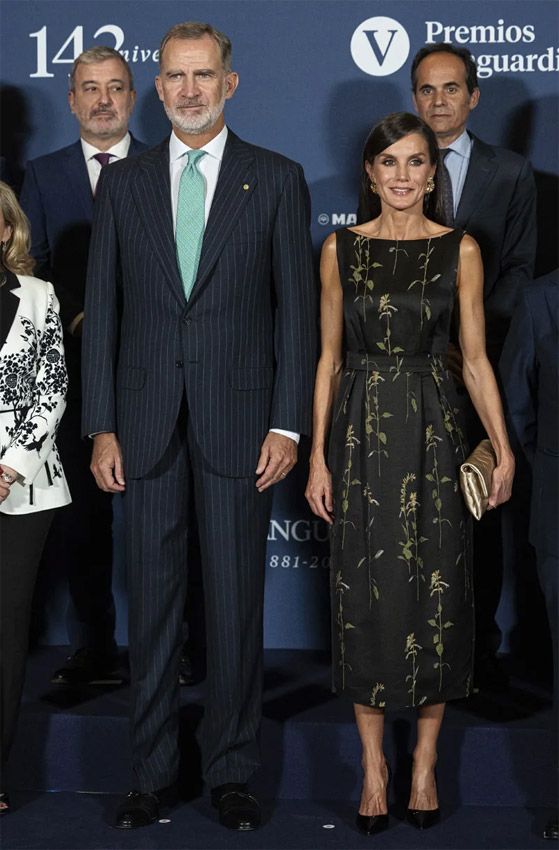 La impactante coincidencia que conecta los looks de Bad Gyal y la reina Letizia