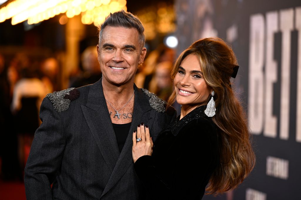 Robbie Williams presenta su película autobiográfica 'Better Man' con su esposa, Ayda Field