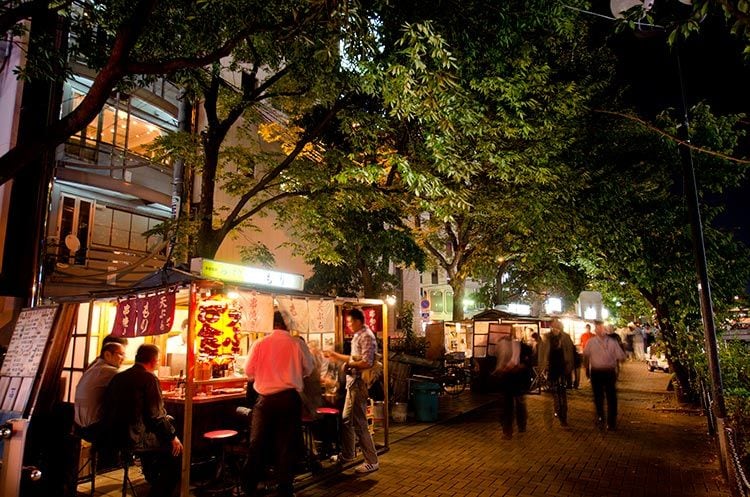 Yatai-fukoaka-japon-2