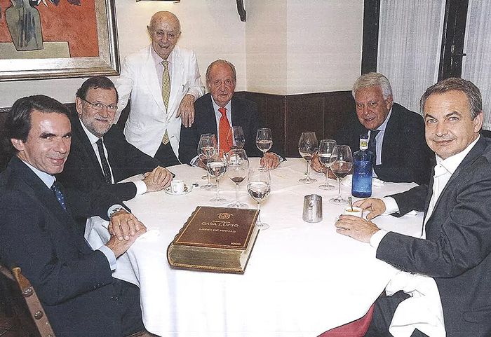 Lucio Blázquez con Don Juan Carlos, Aznar, Felipe González, José Luis Rodríguez Zapatero y Marino Rajoy
