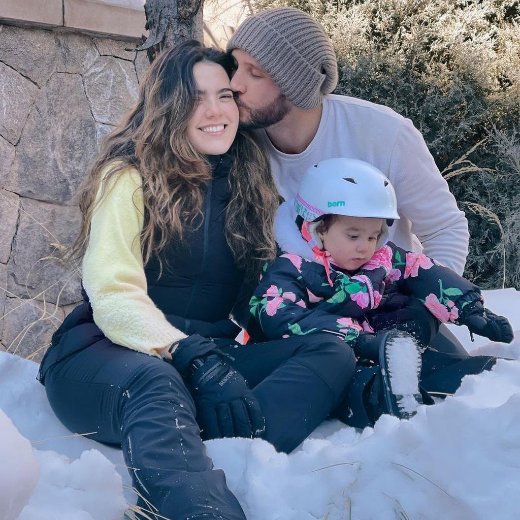 Camila Fernández, Francisco Barba y su hija Cayetana