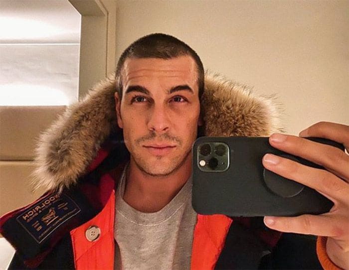 Mario Casas se quita por fin el sombrero: 'He vuelto'