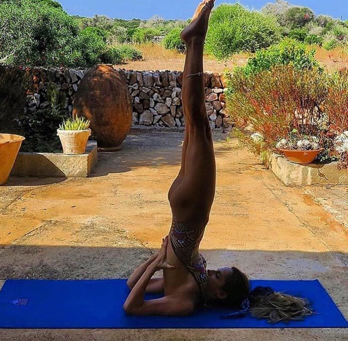 Ariadne Artiles yoga