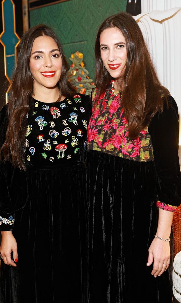 Dana y Tatiana Santo Domingo FASHION 135