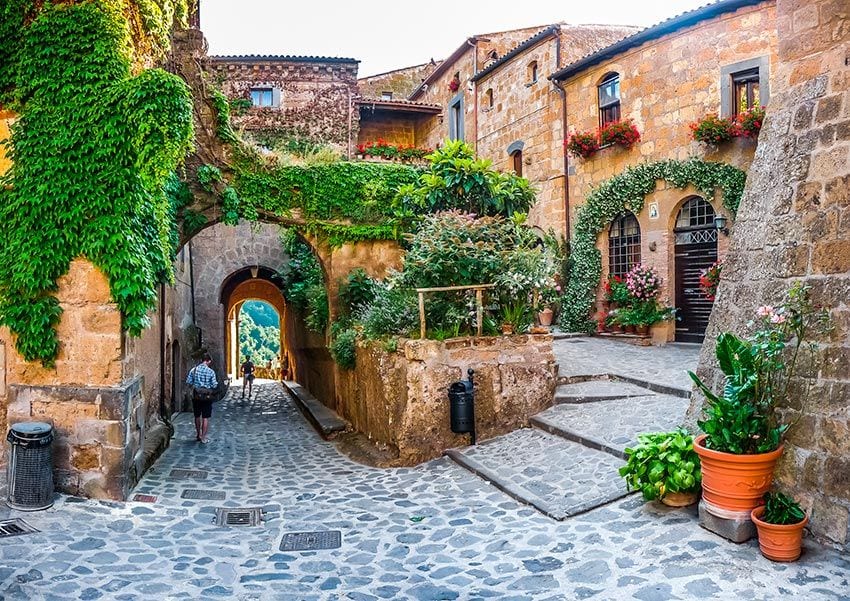 bagnoregio-italia-calles