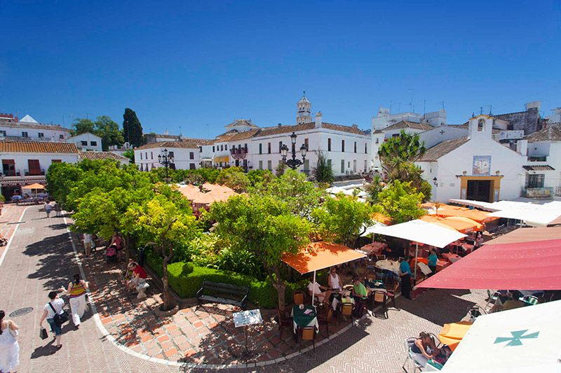 plaza_de_los_naranjos_marbella