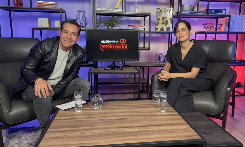 Julieta Venegas y Yordi Rosado