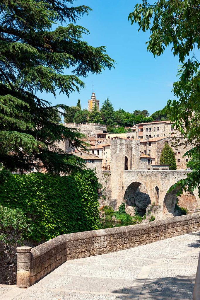 besalu