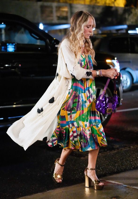 Fendi va a relanzar el baguette de lentejuelas de Carrie Bradshaw