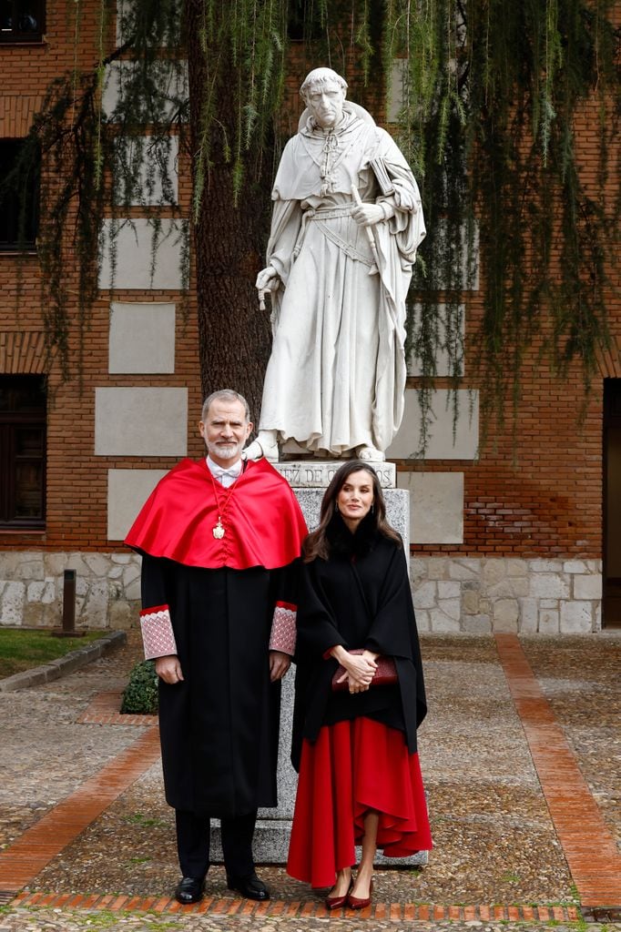 Rey Felipe y reina Letizia en la Unviersidad de Alcalá donde el rey ha sido investido doctor honoris causa