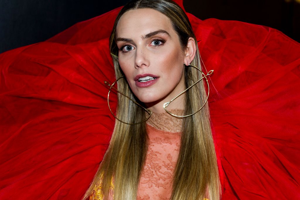 Ángela Ponce en la Mercedes Benz Fashion Week Madrid en 2019