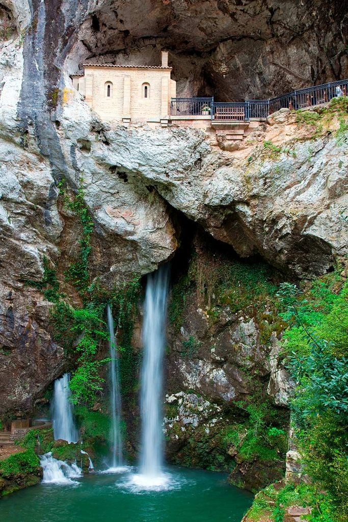 santurio covadongaasturias