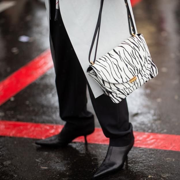 bag zebra print de sacai