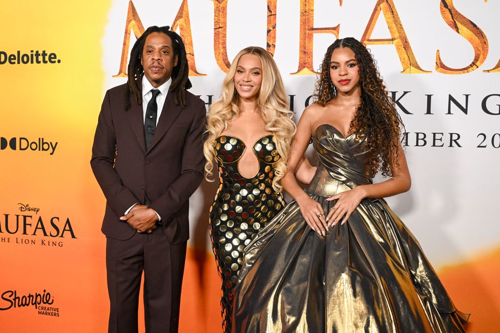 Jay-Z, acompañó a su esposa e hija a la premier de 'Mufasa: The Lion King'.