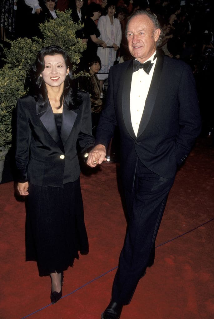 Gene Hackman y Betsy Arakawa 