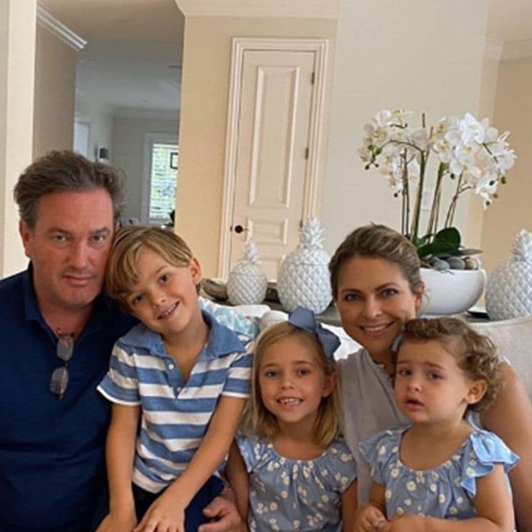 Magdalena de Suecia, Chris O'Neill y sus tres hijos