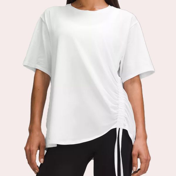 Camiseta de algodón con cordón ajustable lateral