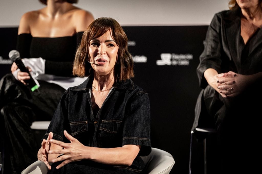 Verónica Sánchez se muestra feliz con 'La favorita', la nueva serie de época de Mediaset que mezcla drama y comedia