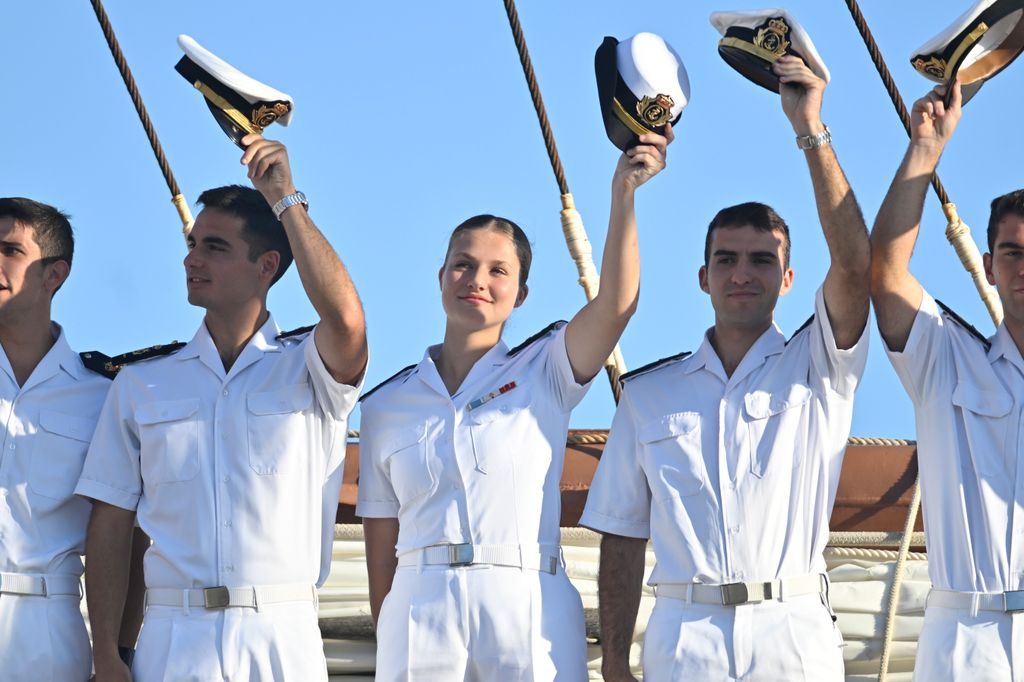 LA PRINCESA LEONOR LLEGA A BORDO DEL JUAN SEBASTIAN ELCNO A MONTEVIDEO