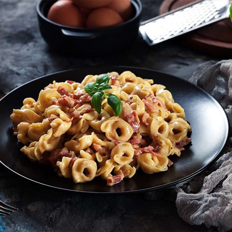 Tortellini a la carbonara