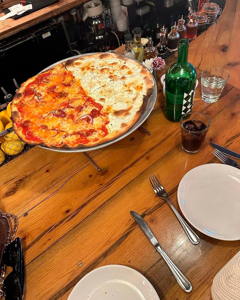 Restaurante Rubirosa Pizza de Nueva York