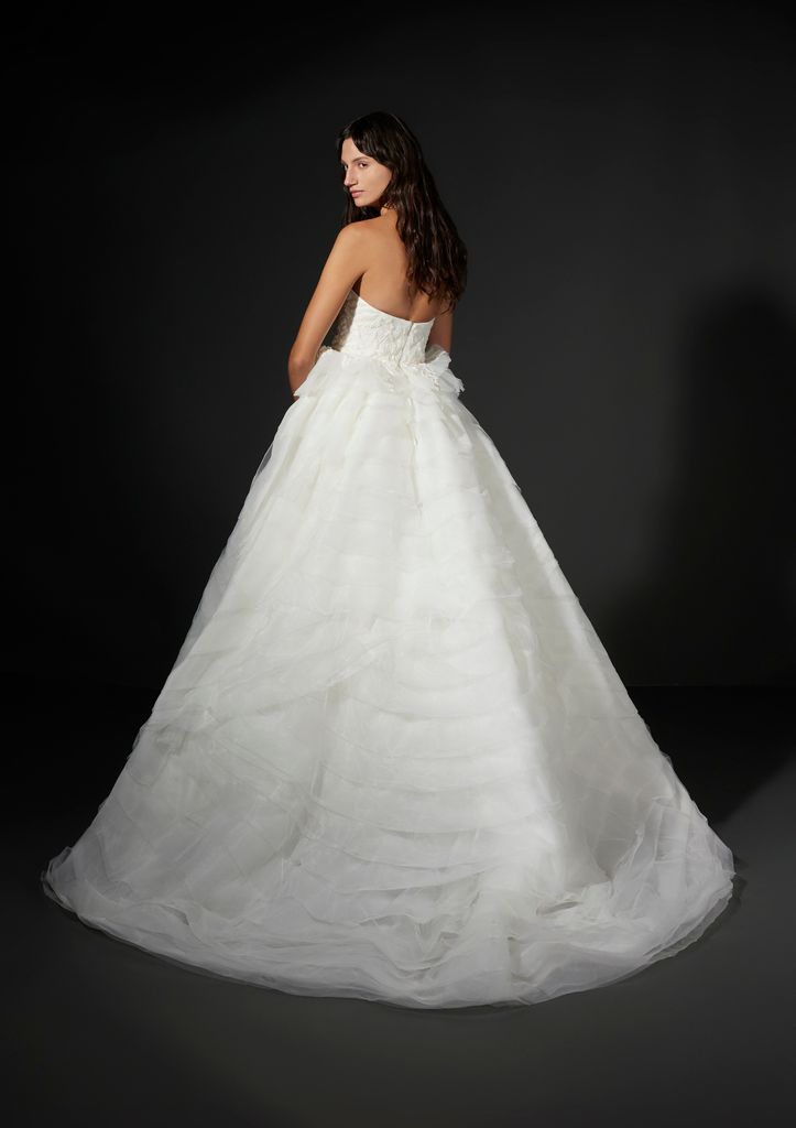 Pronovias x Vera Wang