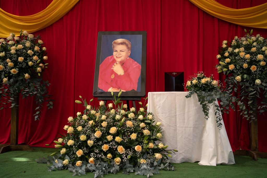 Funeral de Paquita la del Barrio 