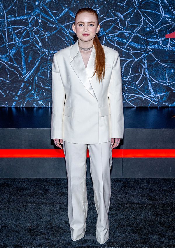 sadie-sink-traje