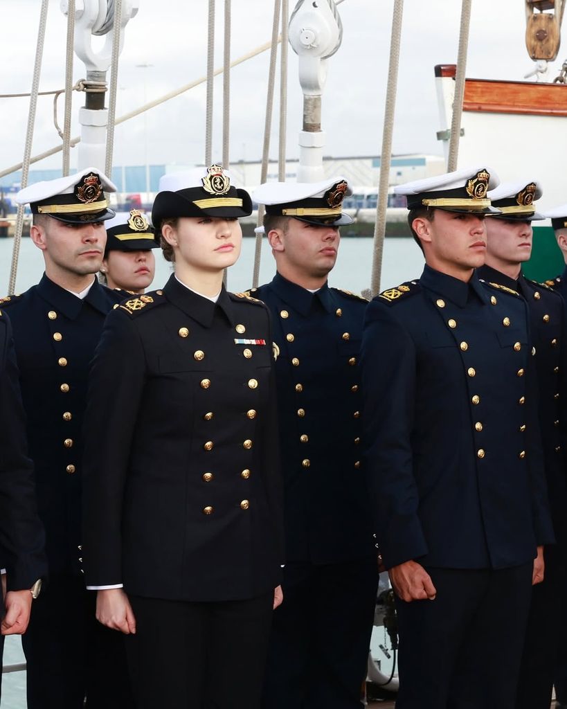 La princesa Leonor se embarca en el Juan Sebastian Elcano