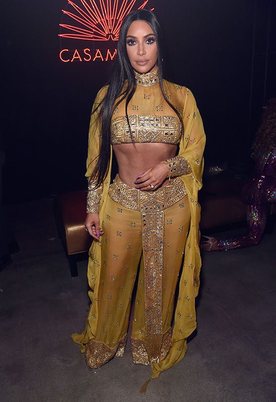 disfraces_halloween_kim_kardashian_1a