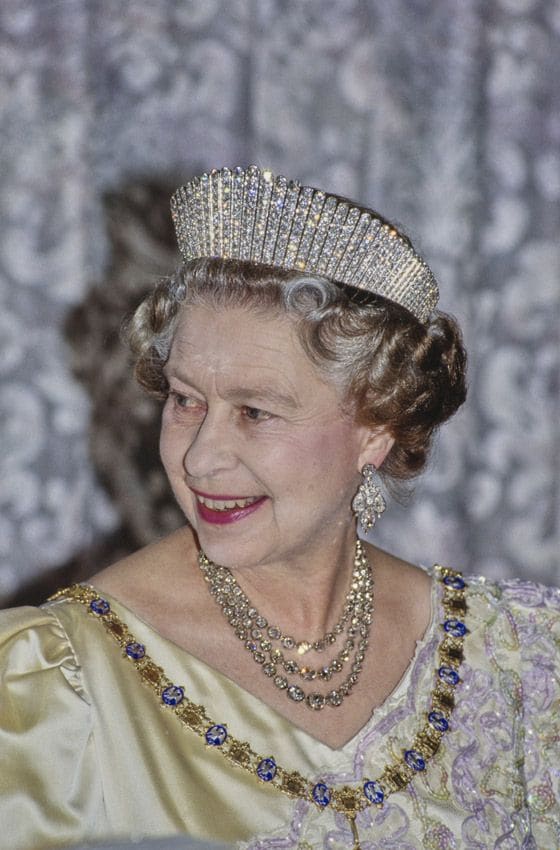 Kate Middleton con joyas de Diana de Gales e Isabel II en la coronación de Carlos III