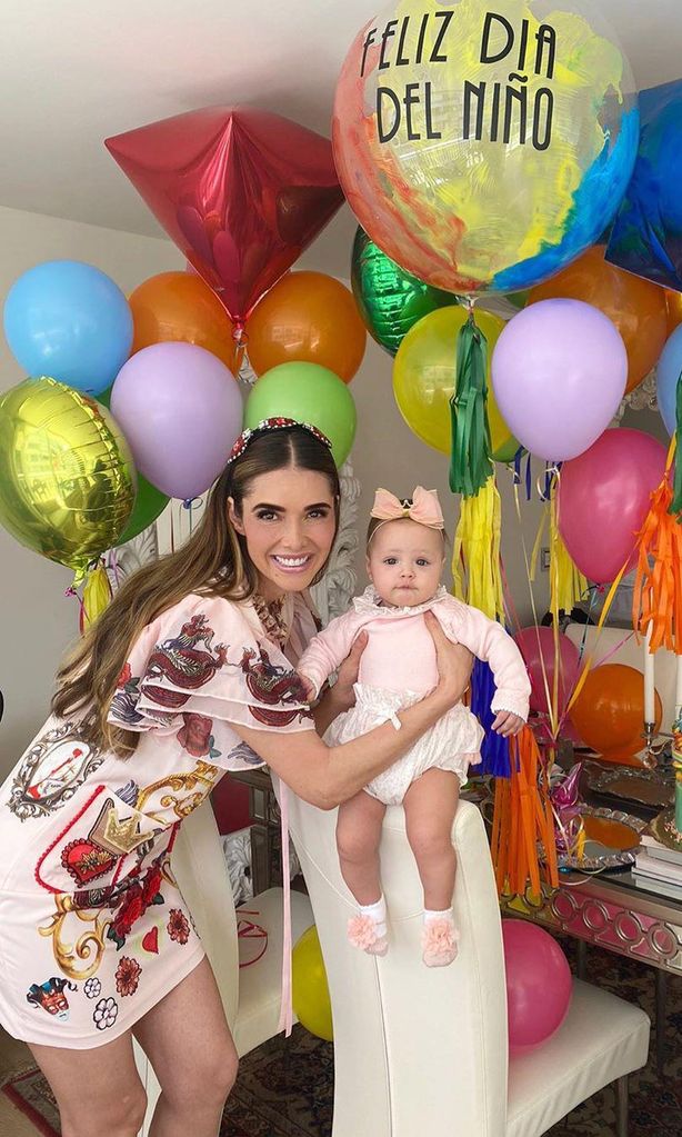 Marlene Favela y su hija celebran el Día del Niño