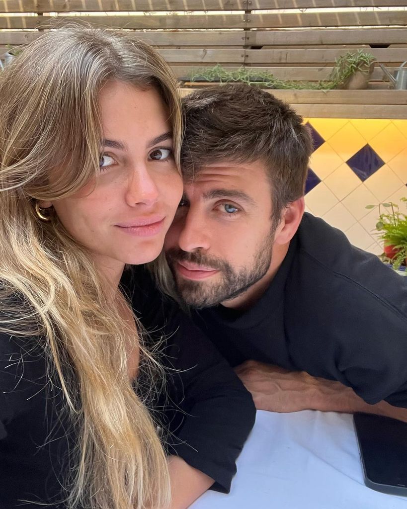 Piqué y Clara Chía en la primera foto juntos que comparten en redes