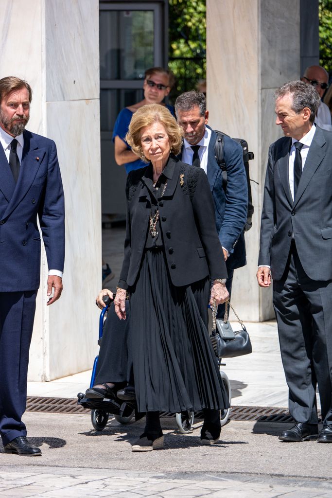 La reina Sofía en el funeral de Miguel de Grecia el 1 de agosto de 2024 en Atenas 