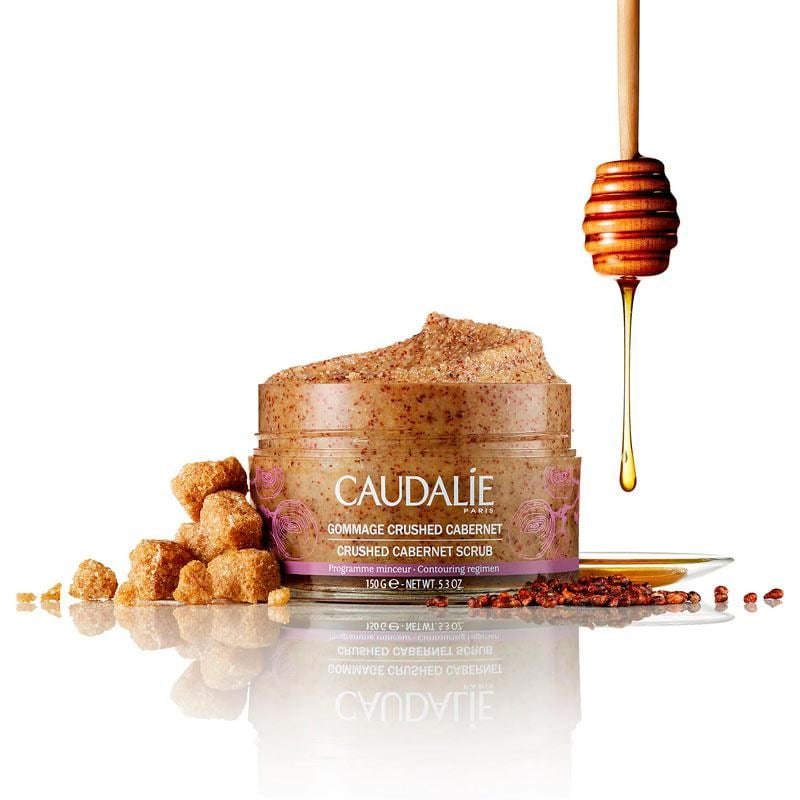 crushed cabernet scrub de caudalie