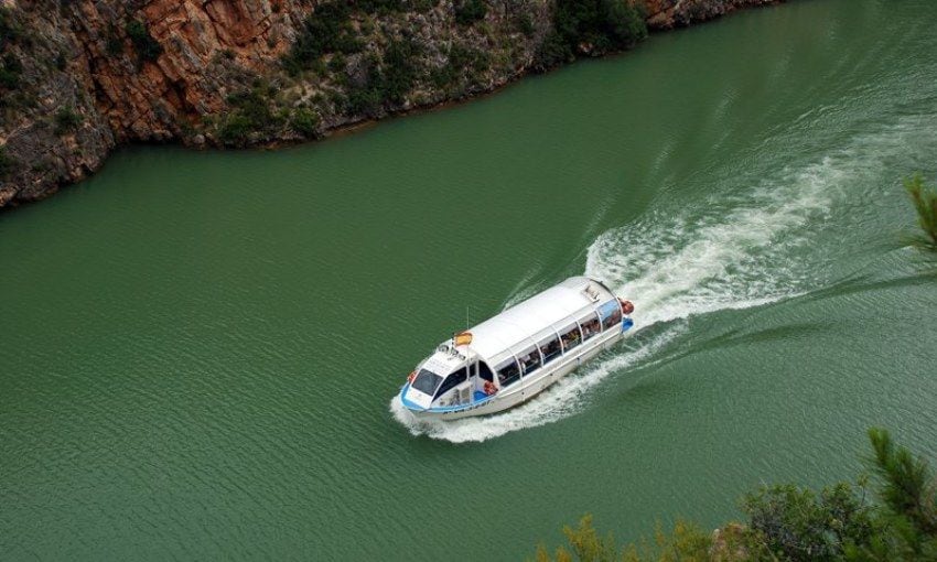 paseo en barco por el rio jucar valencia