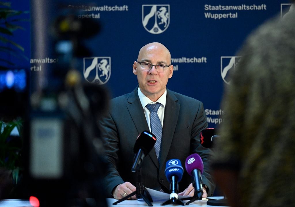   Prosecutor General Wolf-Tilman Baumert in charge of investigating the case of blackmail against Michael Schumacher