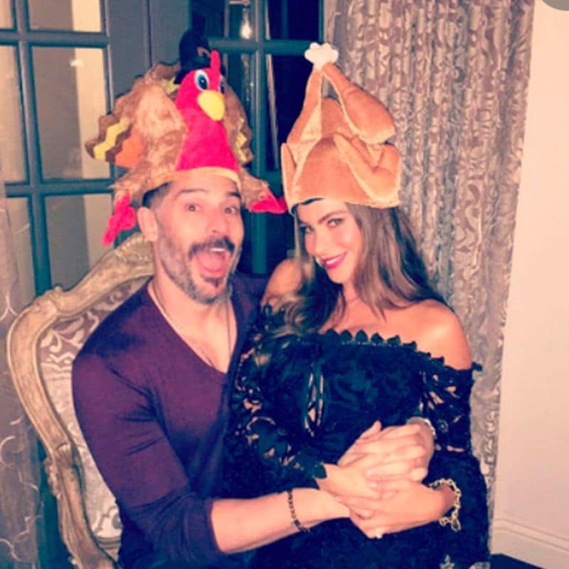 sofia vergara esposo sombreros pavo thanksgiving famosos tradiciones