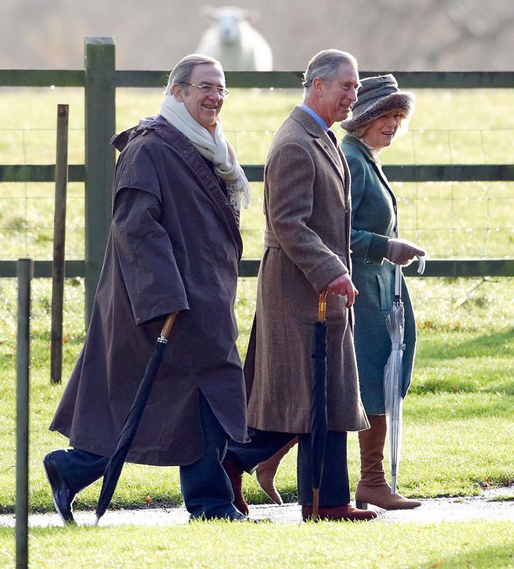 Constantino de Grecia con Carlos de Inglaterra y Camilla