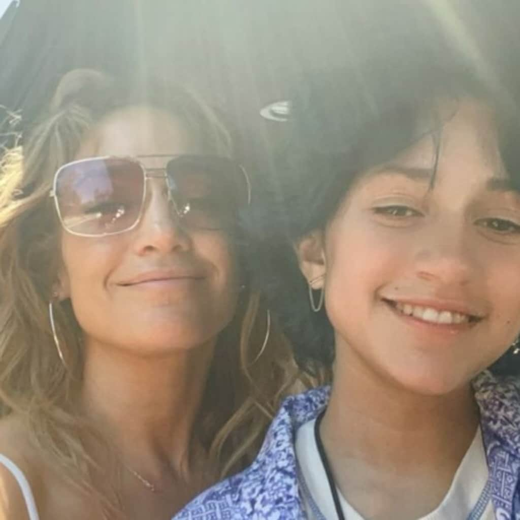 jennifer lopez and daughter