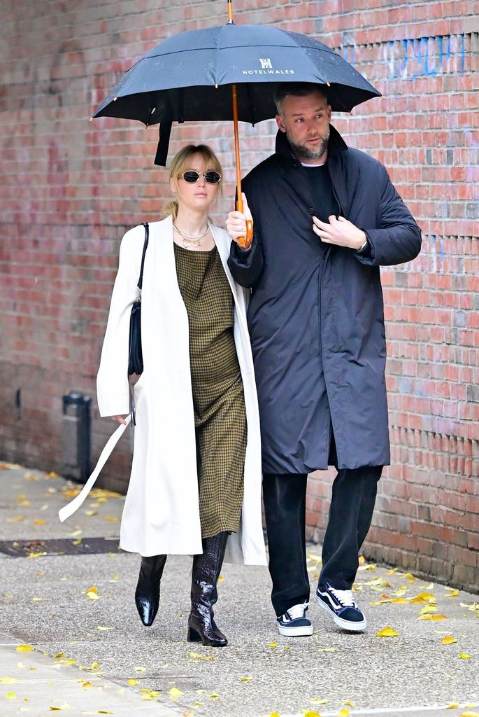 Jennifer Lawrence presumió su baby bump por las calles de Nueva York