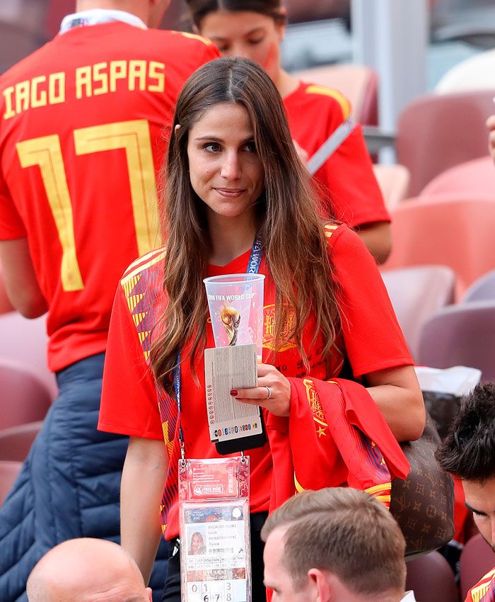 Lucía Villalón animando a la Selección Española en Rusia