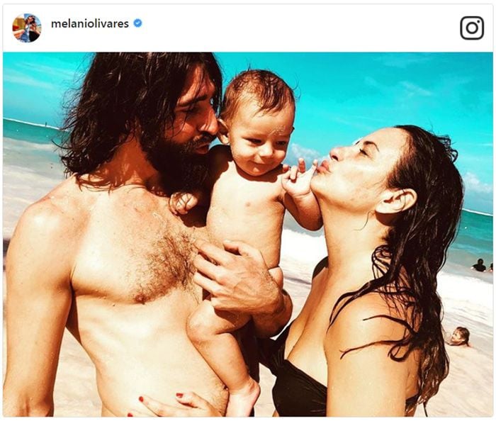 Melani Olivares y sus vacaciones en el paraíso con su marido y sus hijos