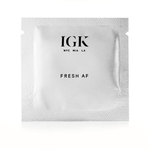 igk swipe up no frizz smoothing hair wipes