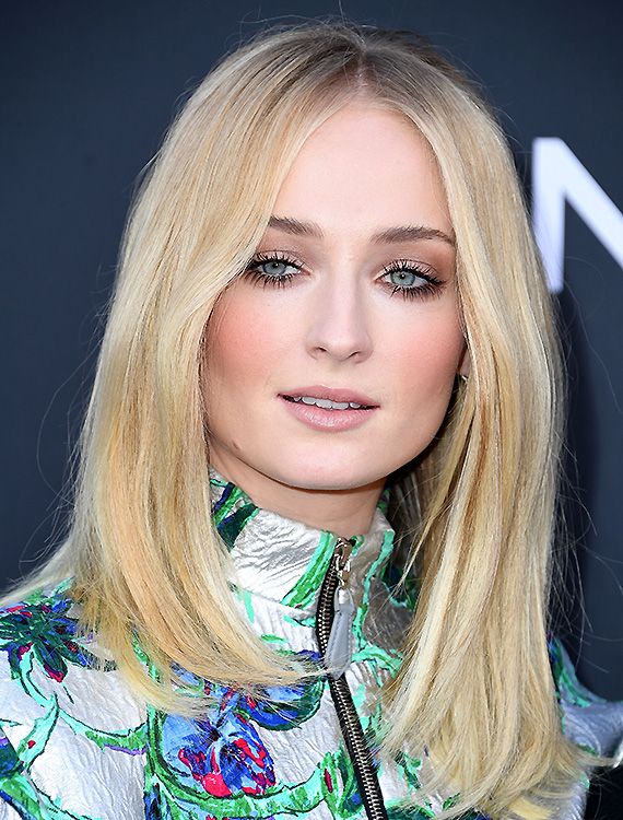 sophie turner peinados pelo fino 2a