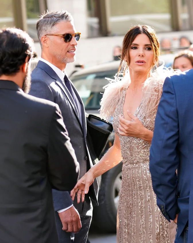 Sandra Bullock y su pareja