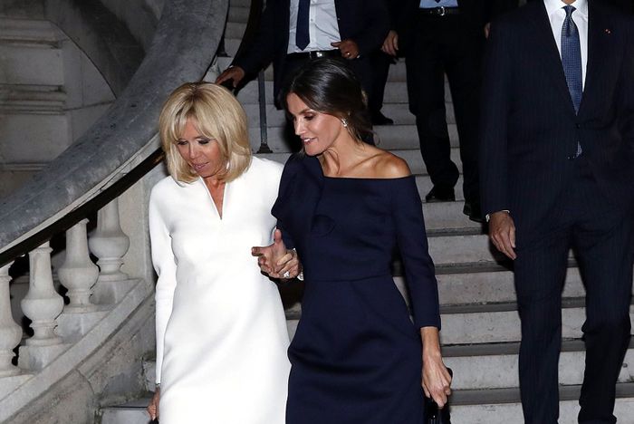 Los gestos que demuestran la buena sintonía entre la reina Letizia y Brigitte Macron