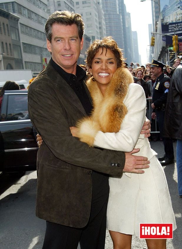 Halle Berry y Pierce Brosnan